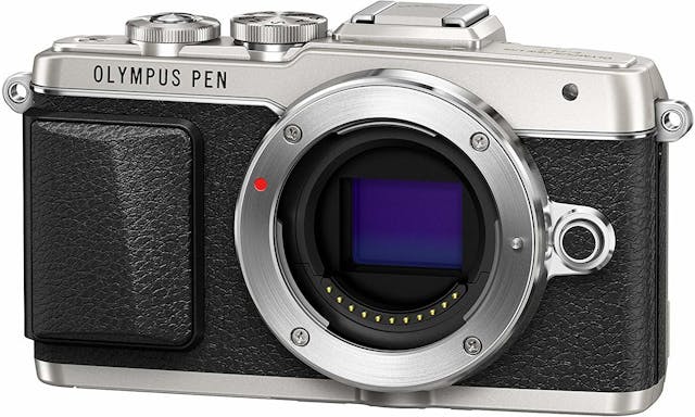 Olympus PEN E-PL7 (With 14-42mm Lens)